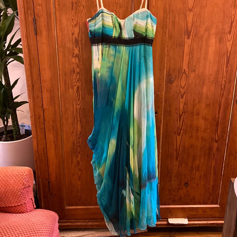 BCBG MAXAZRIA gown size 4.